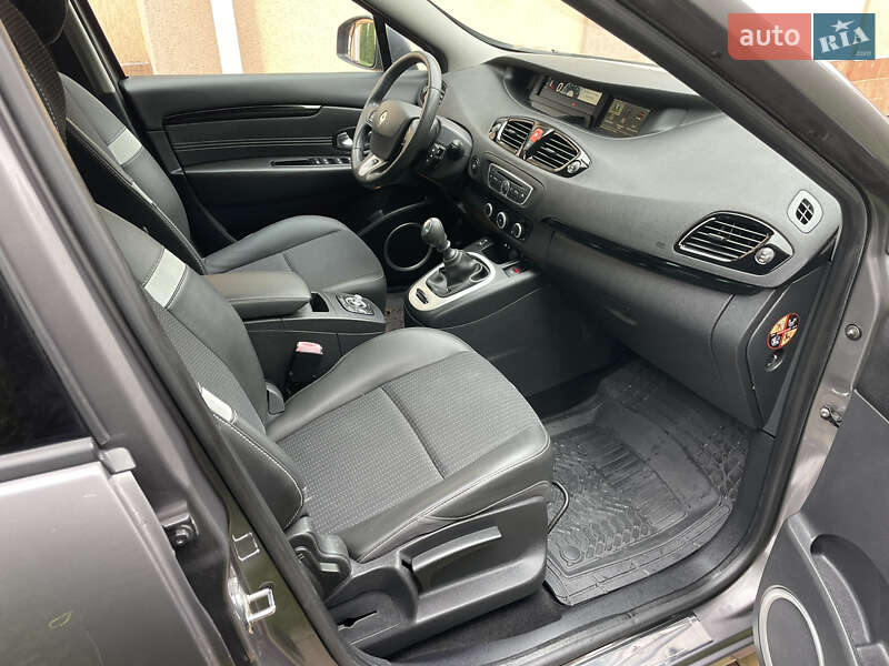 Минивэн Renault Scenic 2011 в Виннице