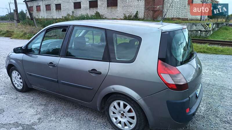 Минивэн Renault Scenic 2004 в Мирополе