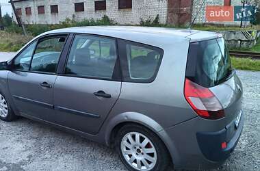 Минивэн Renault Scenic 2004 в 