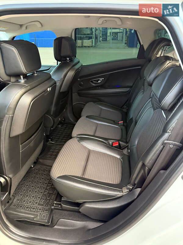 Минивэн Renault Scenic 2017 в Дубно