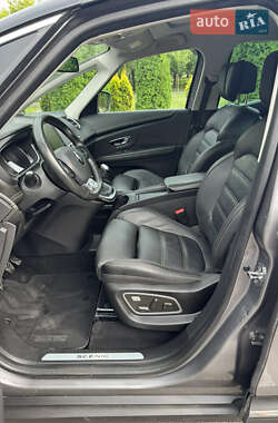 Минивэн Renault Scenic 2016 в 