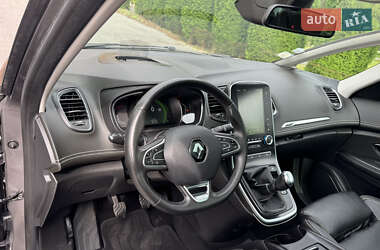 Минивэн Renault Scenic 2016 в 
