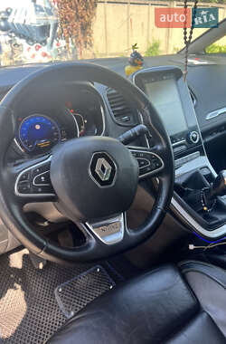 Минивэн Renault Scenic 2017 в 