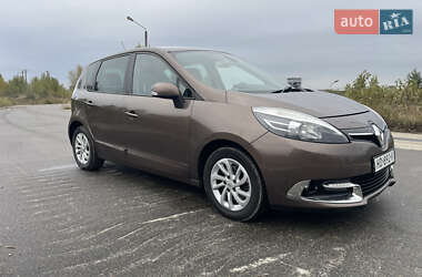 Минивэн Renault Scenic 2014 в 