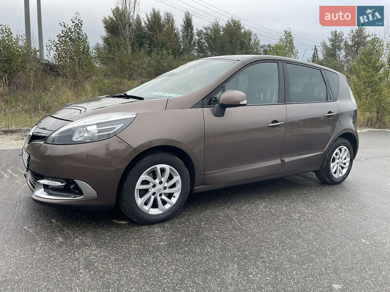 Минивэн Renault Scenic 2014 в Киеве