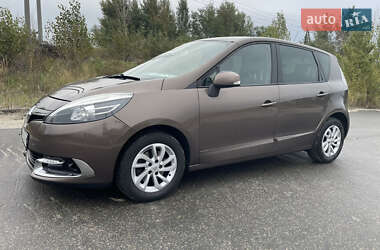 Минивэн Renault Scenic 2014 в 
