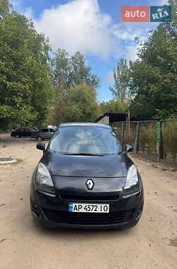 Минивэн Renault Scenic 2010 в Запорожье