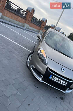 Минивэн Renault Scenic 2012 в Самборе