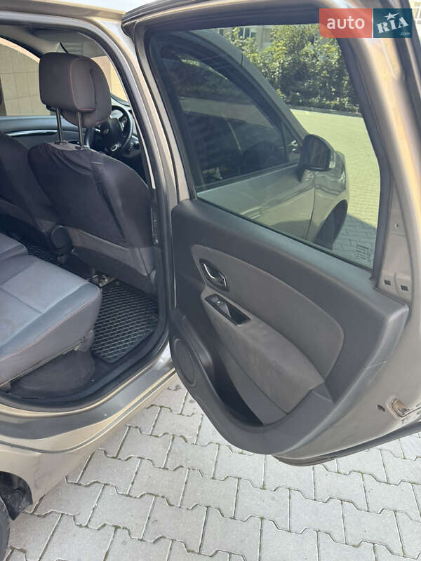 Минивэн Renault Scenic 2012 в Хмельницком