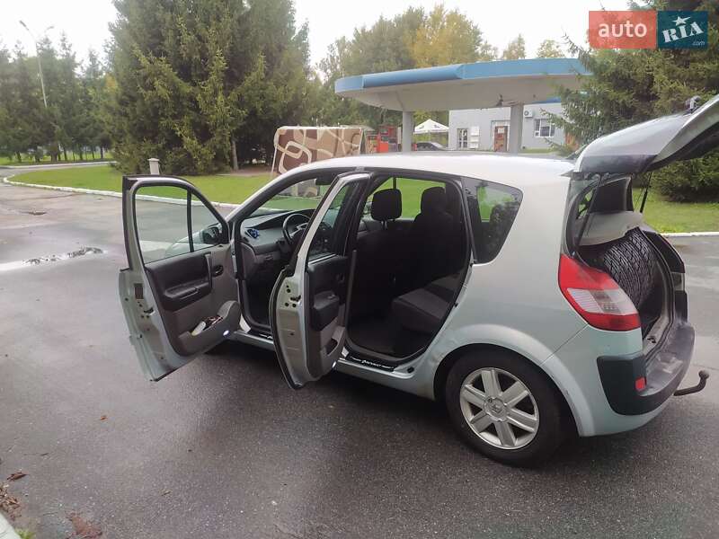 Минивэн Renault Scenic 2003 в Бердичеве