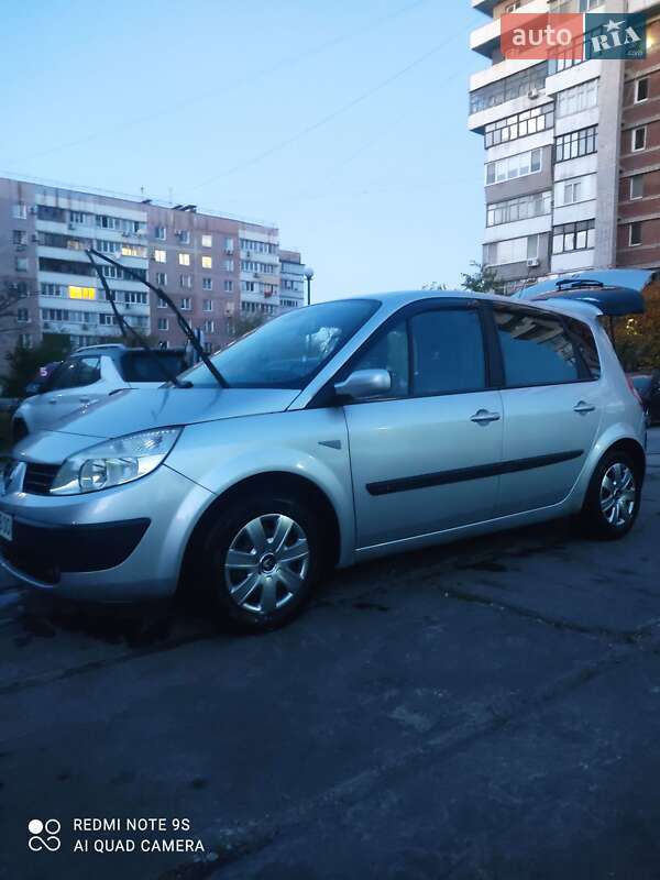 Минивэн Renault Scenic 2006 в 