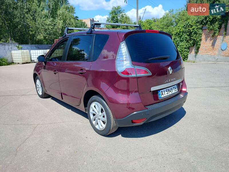 Минивэн Renault Scenic 2015 в Черкассах