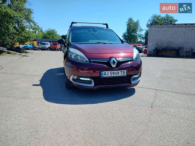 Минивэн Renault Scenic 2015 в Черкассах