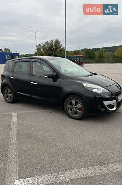 Мінівен Renault Scenic 2010 в Чернівцях