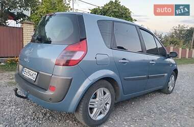 Минивэн Renault Scenic 2004 в 