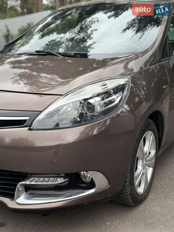 Минивэн Renault Scenic 2012 в Виннице