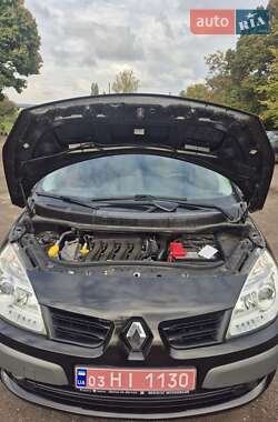 Минивэн Renault Scenic 2007 в 