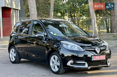 Минивэн Renault Scenic 2015 в 