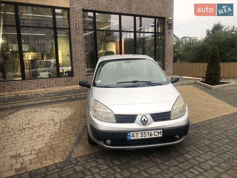 Мінівен Renault Scenic 2005 в Івано-Франківську