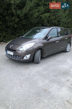 Мінівен Renault Scenic 2010 в Костопілі