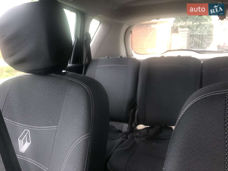 Минивэн Renault Scenic 2011 в Перегинском фото 14 Минивэн Renault Scenic 2011 в Перегинском