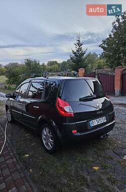 Минивэн Renault Scenic 2009 в 