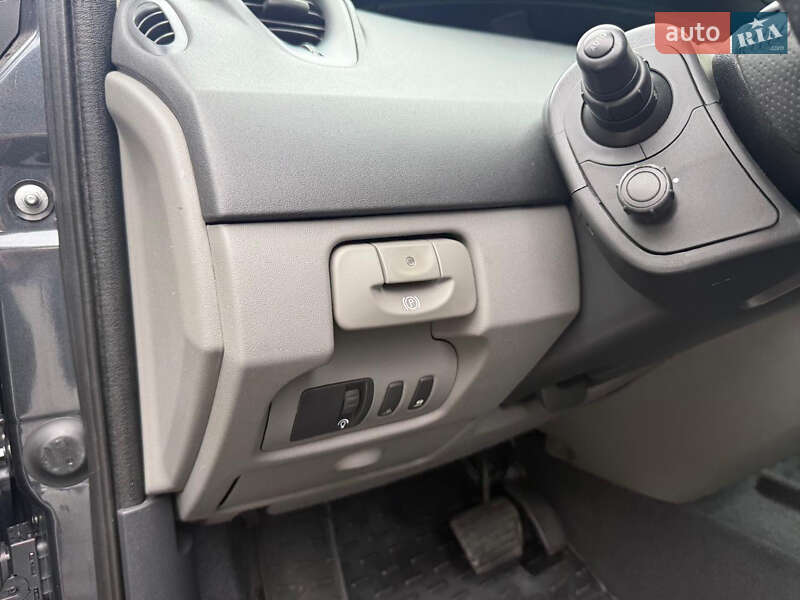 Минивэн Renault Scenic 2007 в Луцке фото 20 Минивэн Renault Scenic 2007 в Луцке