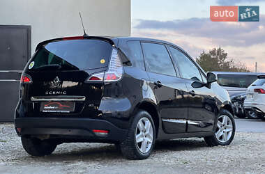 Минивэн Renault Scenic 2012 в 