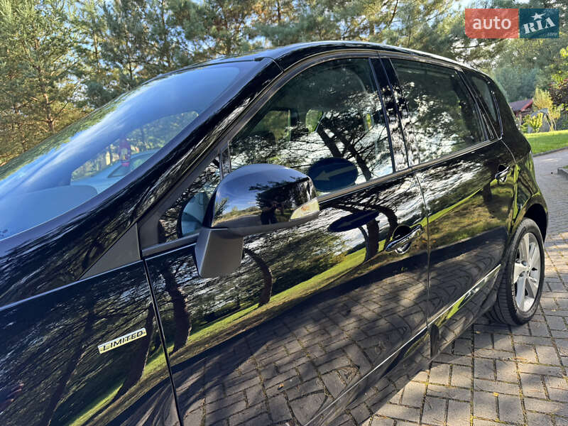 Минивэн Renault Scenic 2013 в Дрогобыче