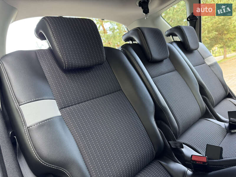 Минивэн Renault Scenic 2013 в Дрогобыче