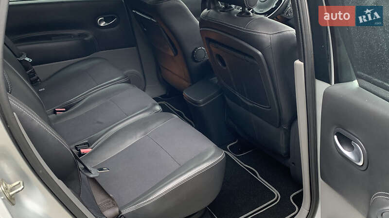Минивэн Renault Scenic 2006 в Виннице