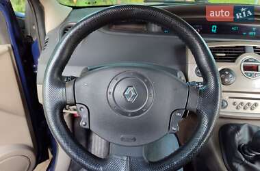 Минивэн Renault Scenic 2006 в 