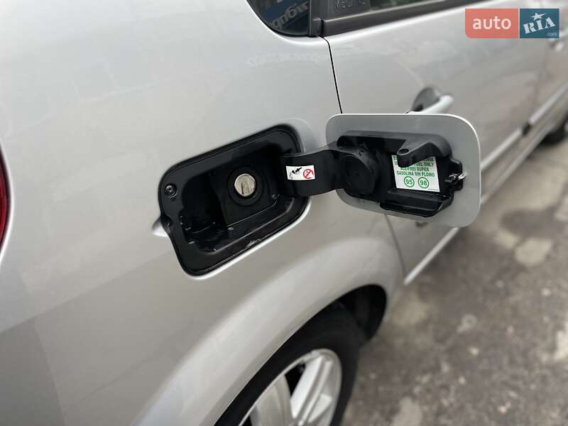 Минивэн Renault Scenic 2006 в Сумах