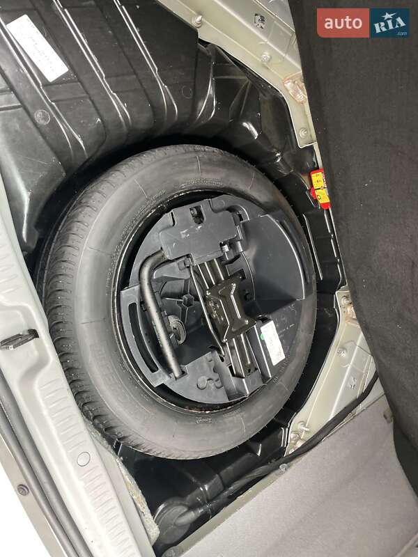 Минивэн Renault Scenic 2006 в Сумах