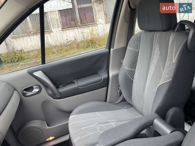 Минивэн Renault Scenic 2006 в Сумах