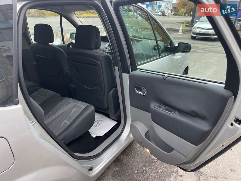 Минивэн Renault Scenic 2006 в Сумах