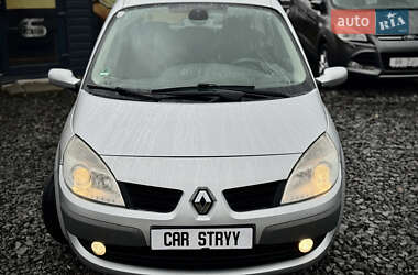 Минивэн Renault Scenic 2008 в 