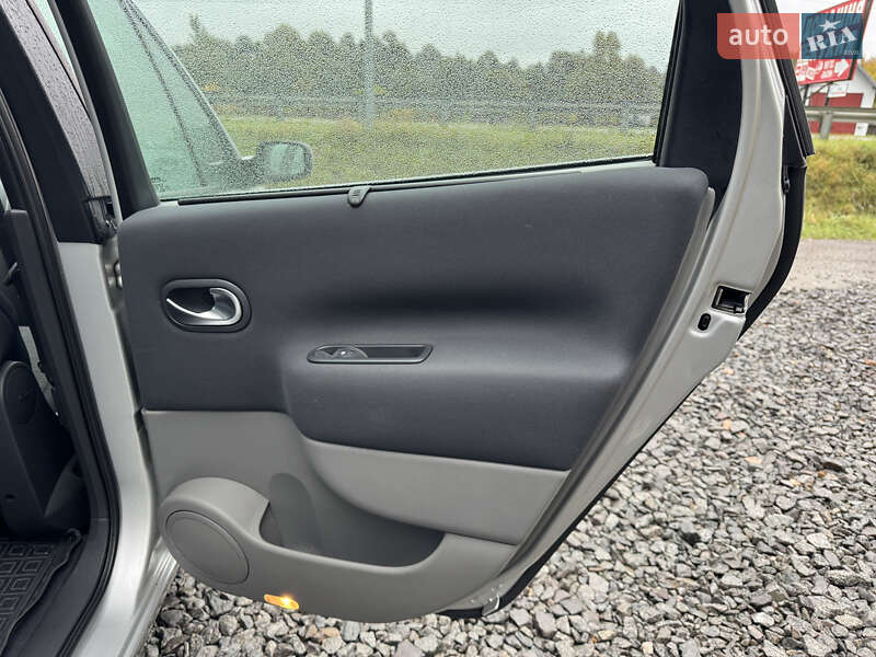 Минивэн Renault Scenic 2008 в Стрые