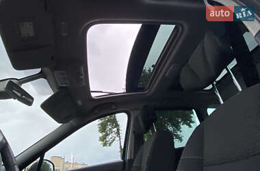 Минивэн Renault Scenic 2010 в 