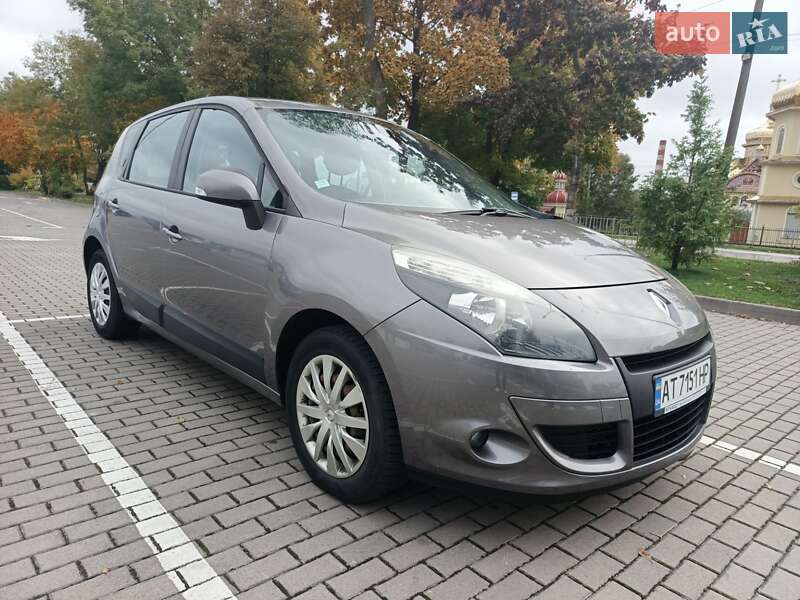 Минивэн Renault Scenic 2010 в Коломые