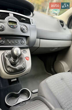 Минивэн Renault Scenic 2007 в 