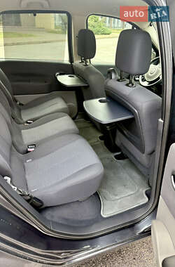 Минивэн Renault Scenic 2007 в 