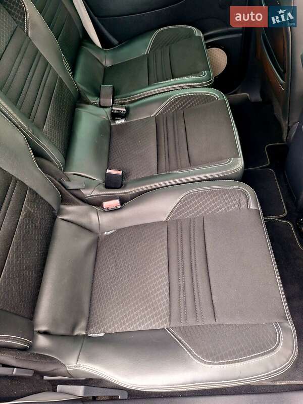 Минивэн Renault Scenic 2014 в Ровно