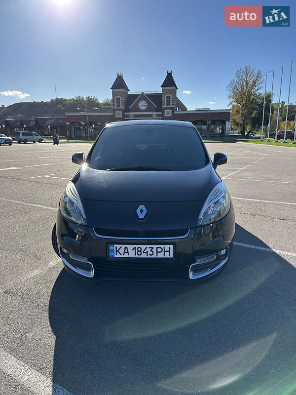 Минивэн Renault Scenic 2012 в Киеве