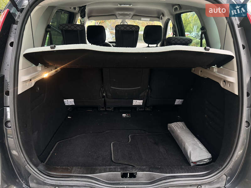 Минивэн Renault Scenic 2010 в Буче