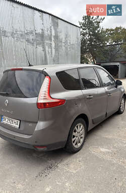 Минивэн Renault Scenic 2009 в Киеве