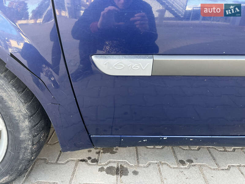 Минивэн Renault Scenic 2006 в Антонинах фото 12 Минивэн Renault Scenic 2006 в Антонинах