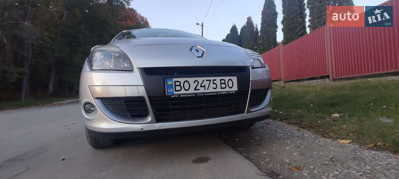 Минивэн Renault Scenic 2011 в Тернополе