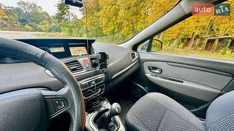 Минивэн Renault Scenic 2011 в Тернополе фото 22 Минивэн Renault Scenic 2011 в Тернополе