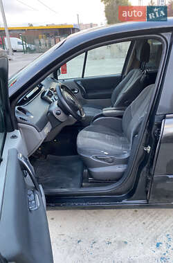 Минивэн Renault Scenic 2005 в 